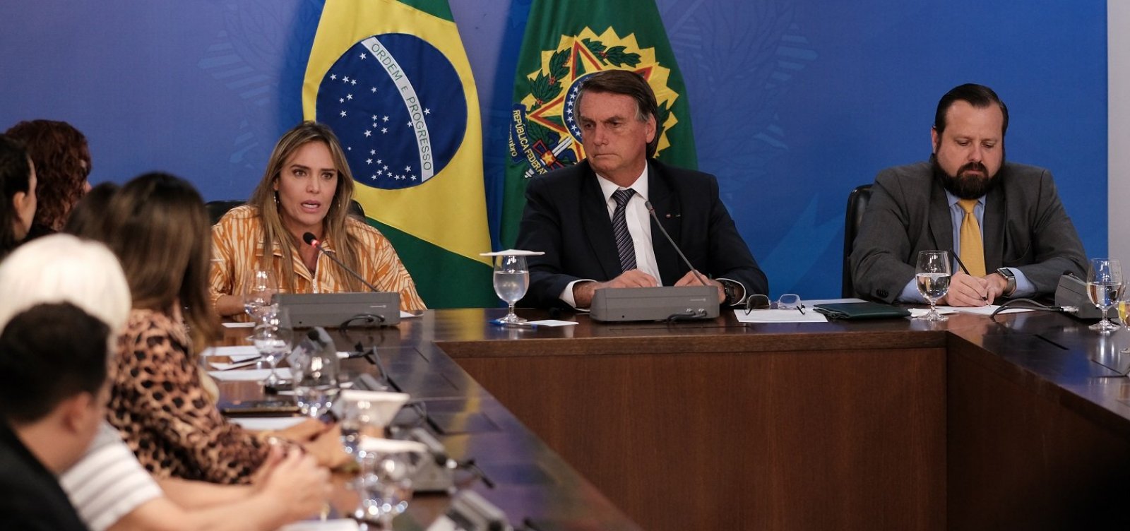Bolsonaro diz não ter sido procurado sobre chuvas e critica governador do Pernambuco 