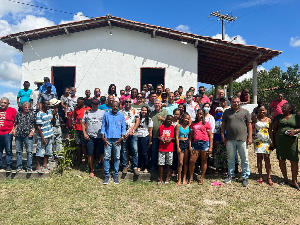 Prefeito Mauro Vieira participa de encontro com moradores da zona rural de Anguera