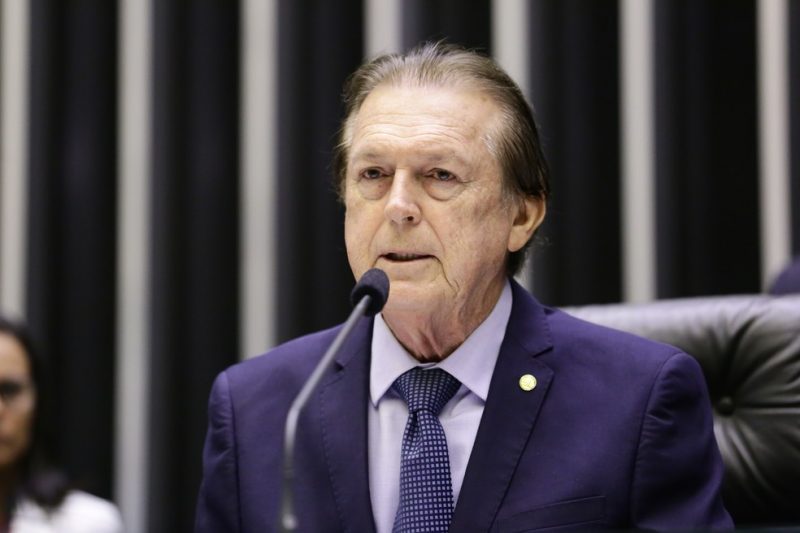 União Brasil oficializa nesta terça-feira pré-candidatura de Bivar à Presidência