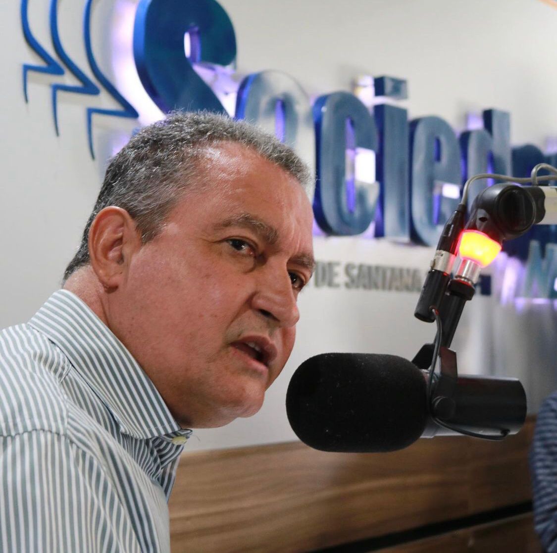 Rui diz que proposta de Bolsonaro sobre ICMS dos combustíveis vai “quebrar” estados 