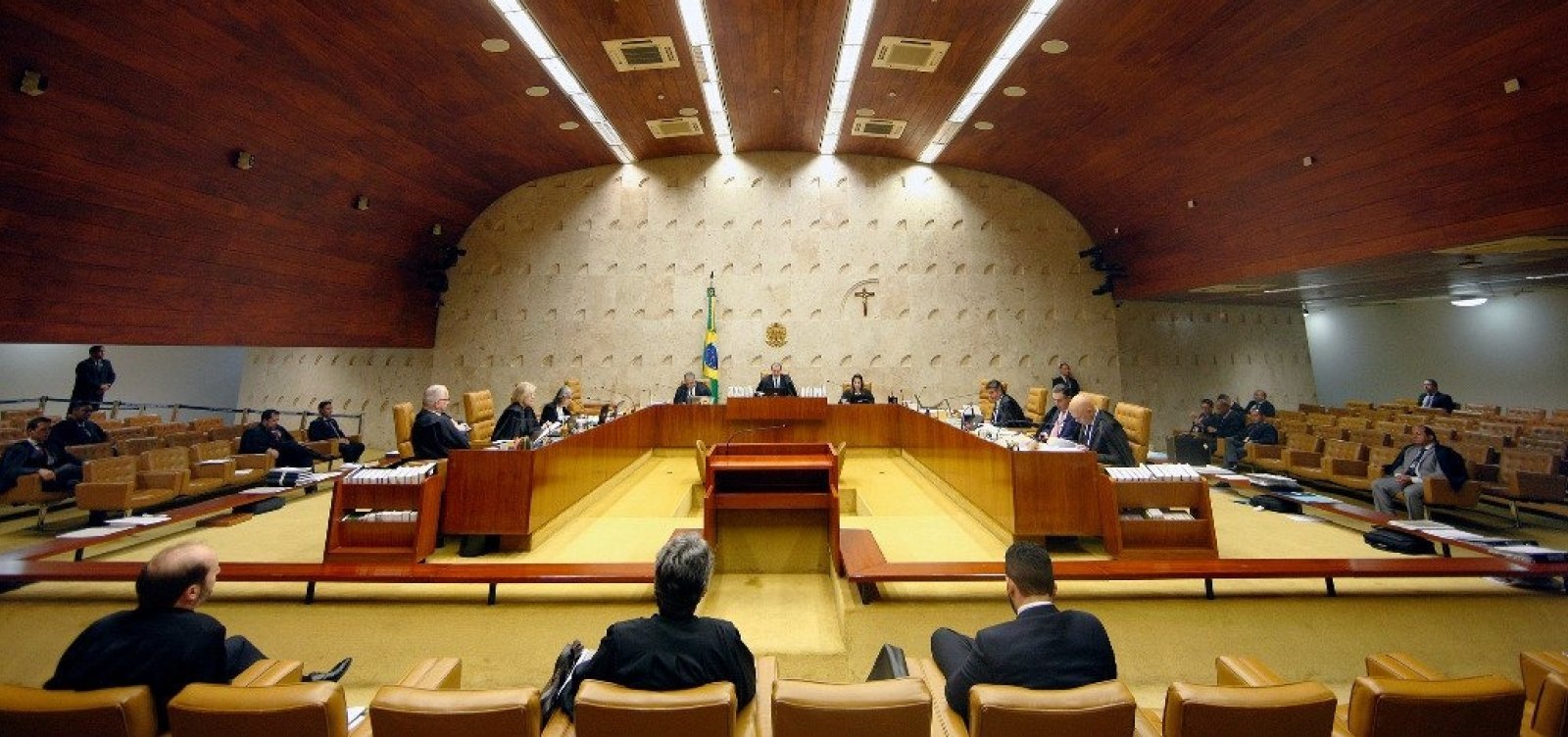 STF forma maioria contra prazo para obrigar Lira a analisar pedidos de impeachment