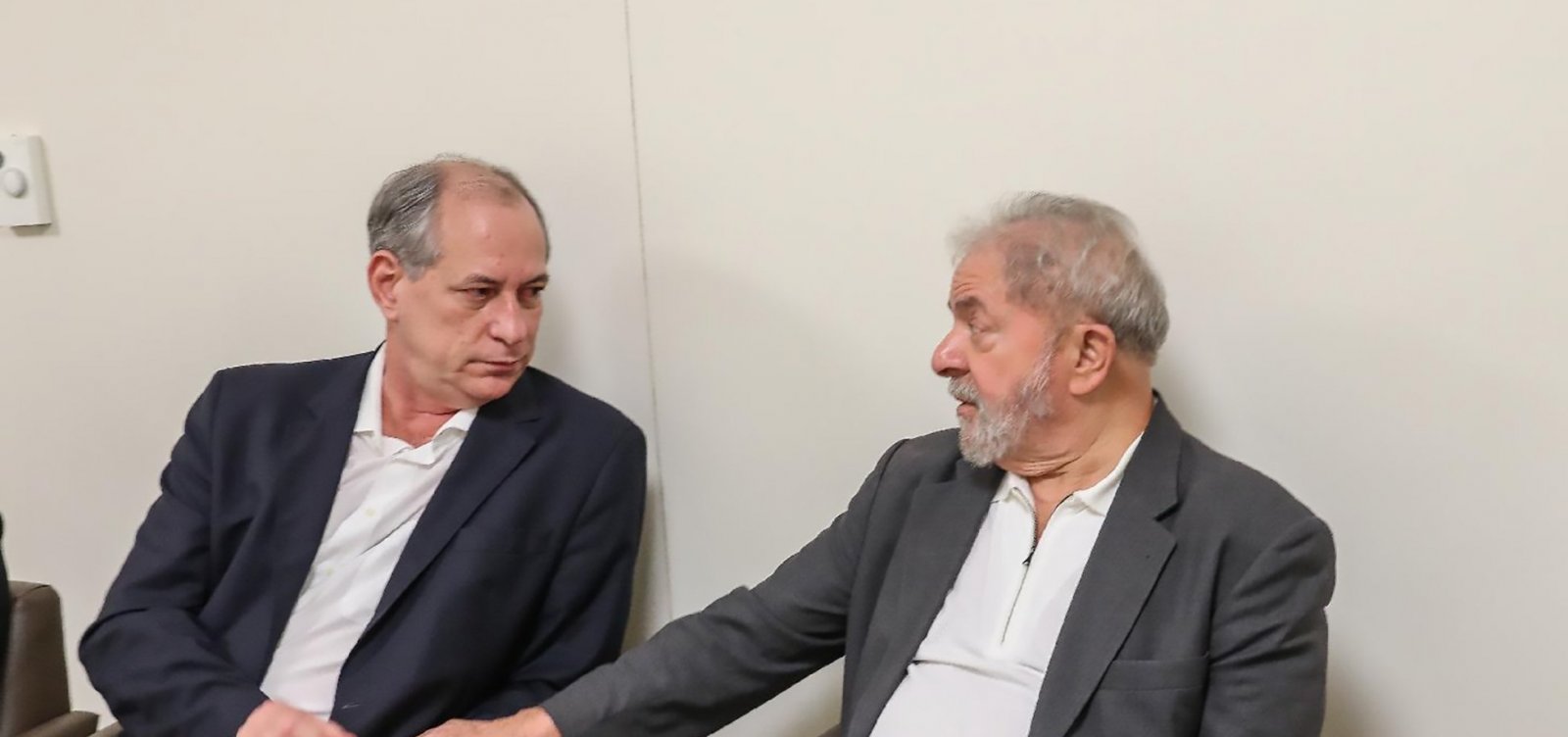 Ciro diz que país “amanhecerá em guerra” se Lula vencer e ex-presidente responde