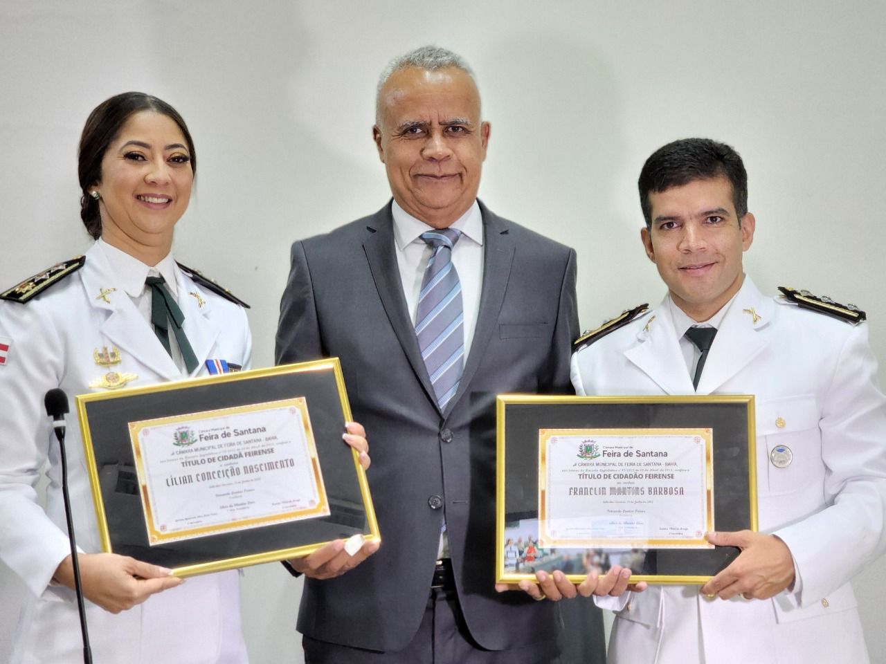 CPRL: emoção e agradecimentos na entrega do título de Cidadão Feirense entregue a oficiais do CPRL