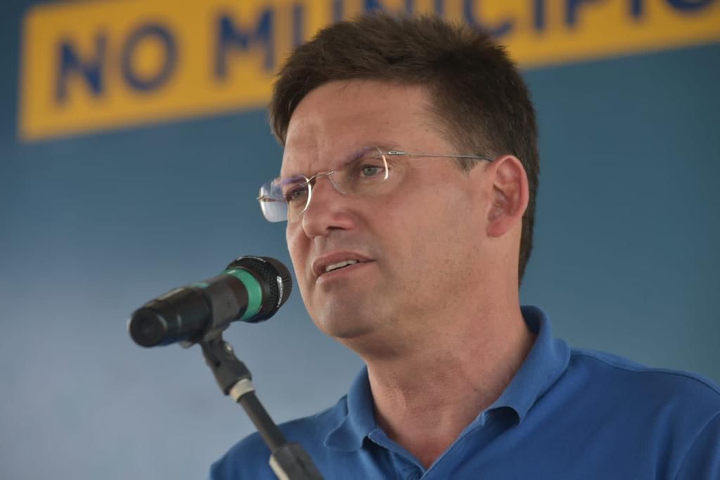 João Roma pede voto para ACM Neto em evento de campanha por Bolsonaro