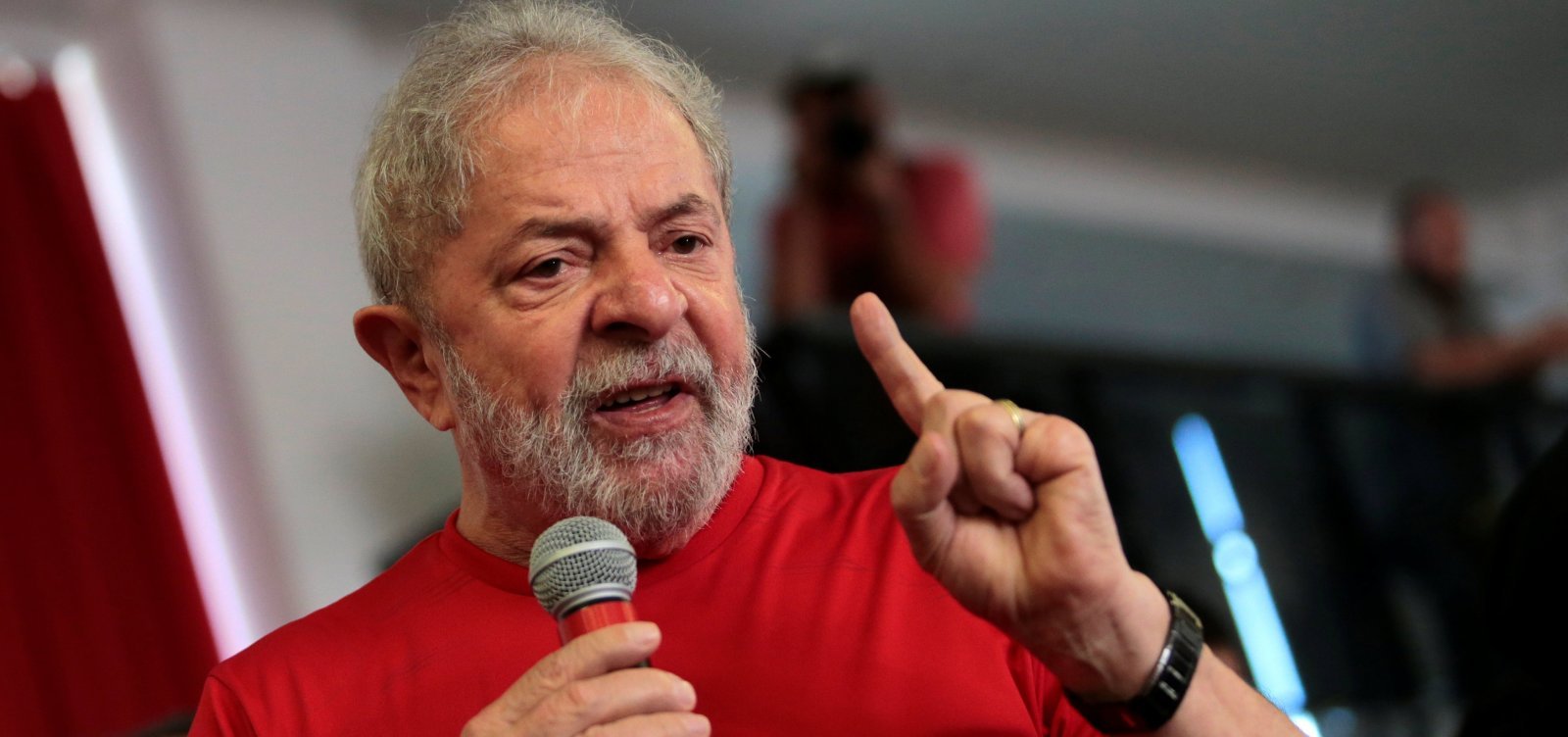 Lula pretende revogar decretos de Bolsonaro sob sigilo de 100 anos, caso seja eleito
