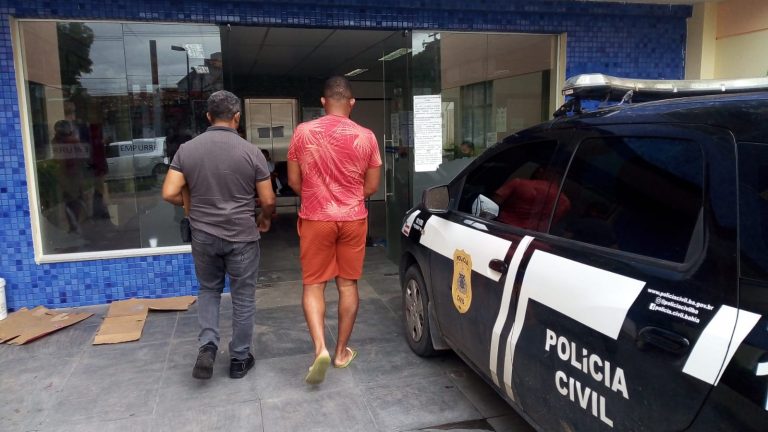 Polícia cumpre mandado de prisão contra homem suspeito da morte de primo em Feira de Santana 