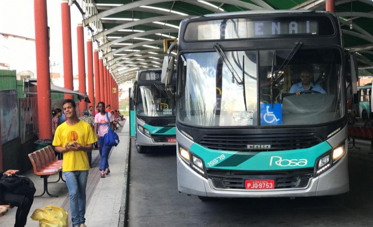 Prefeitura implanta nova linha de transporte público para Tiquaruçu