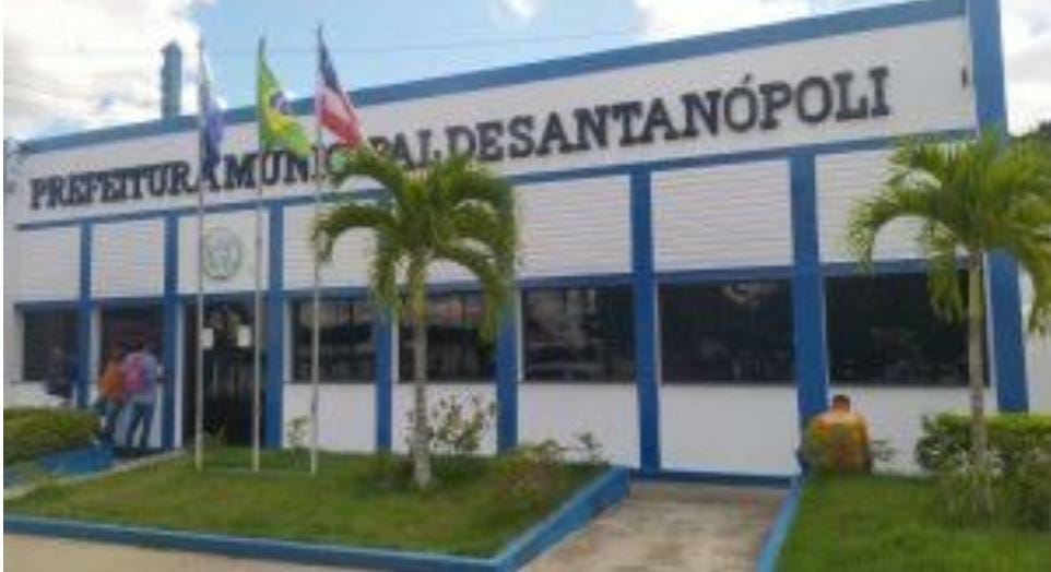 Prefeitura de Santanópolis adquire caminhão 0km