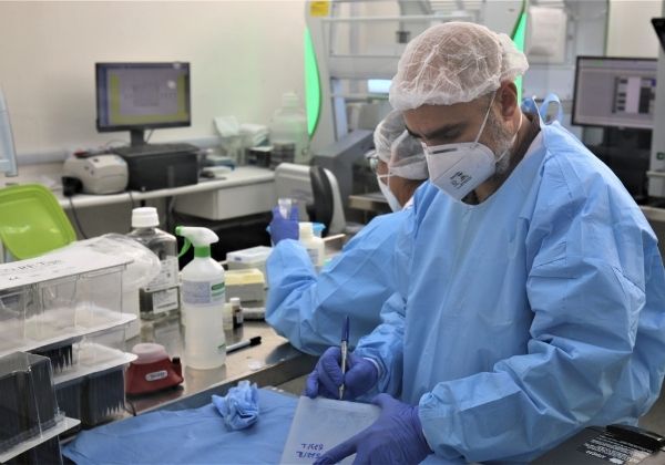 Bahia registra casos da subvariante BQ.1 do coronavírus, diz Sesab 