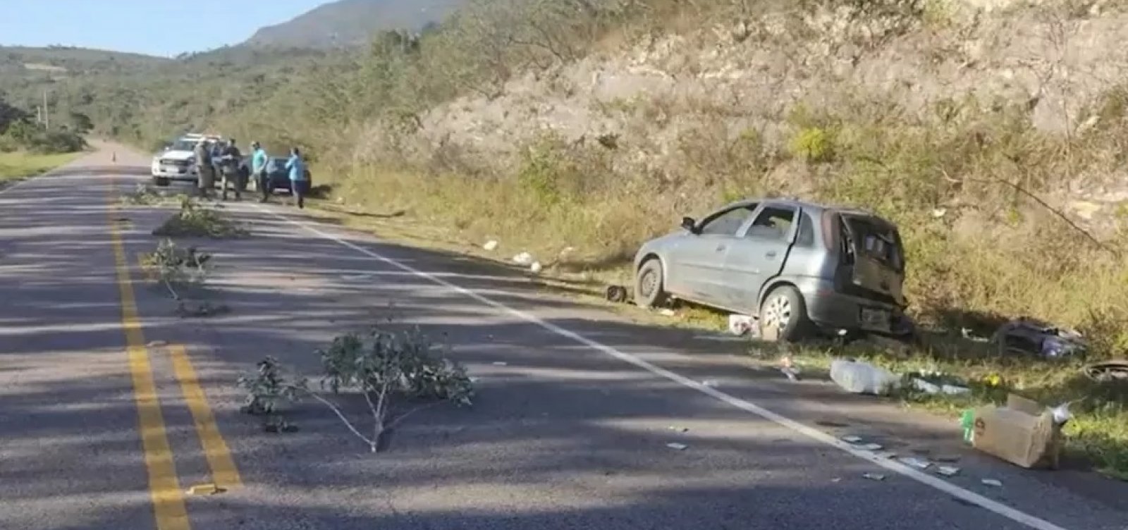 Três pessoas morrem após batida entre carro e moto no sudoeste da Bahia