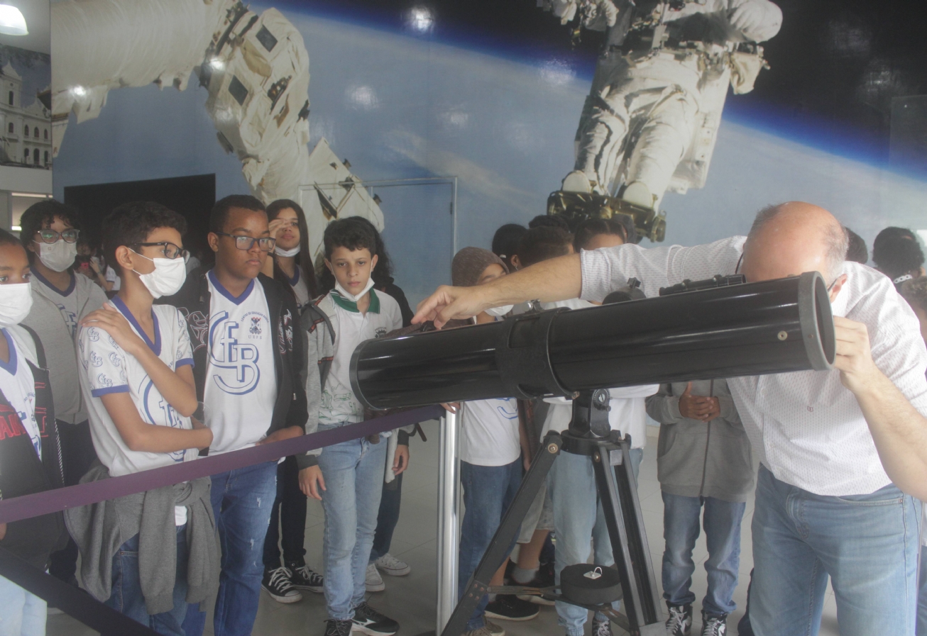 Astros do sistema solar são apresentados a estudantes no Museu Parque do Saber