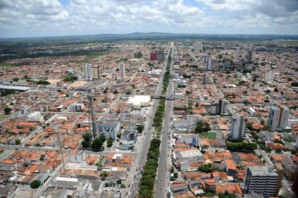 PIB de Feira de Santana pode aumentar R$ 10 bilhões com regularização fundiária, diz advogado