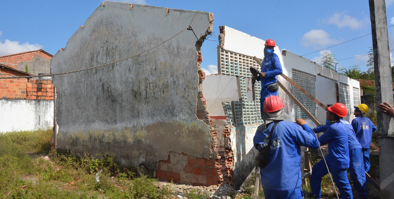 Construção de escola no bairro São João do Cazumbá é iniciada