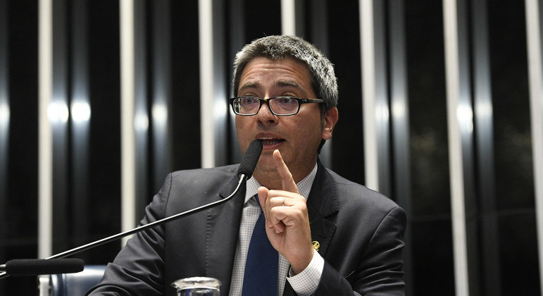 Comissão no Senado vota pedido para debater erros em pesquisas eleitorais