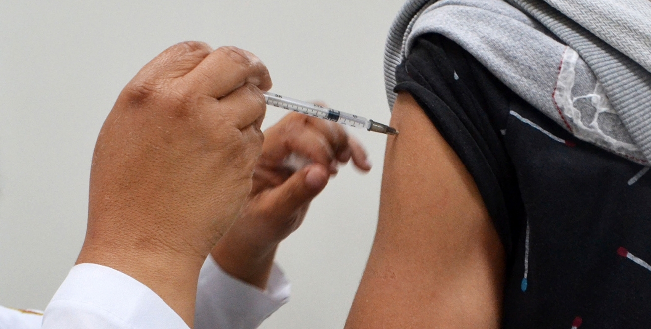 Mais de 30 mil pessoas imunizadas contra meningite em Feira