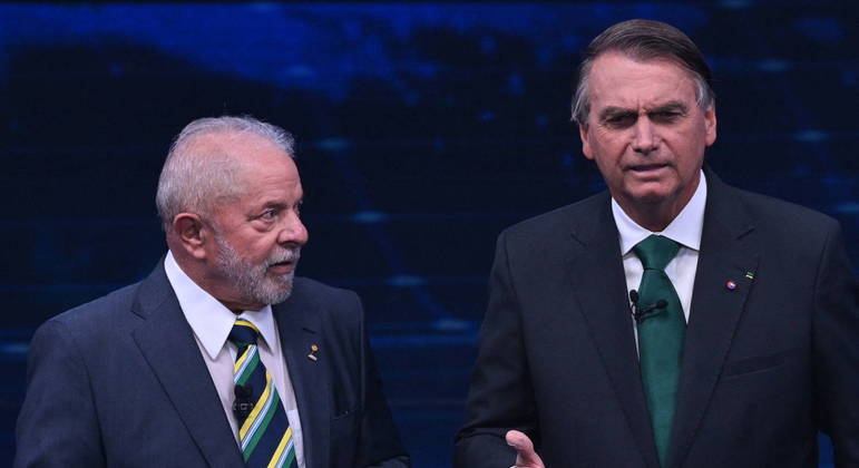 Bolsonaro tem 51,4%, e Lula tem 48,6%, diz pesquisa Veritá