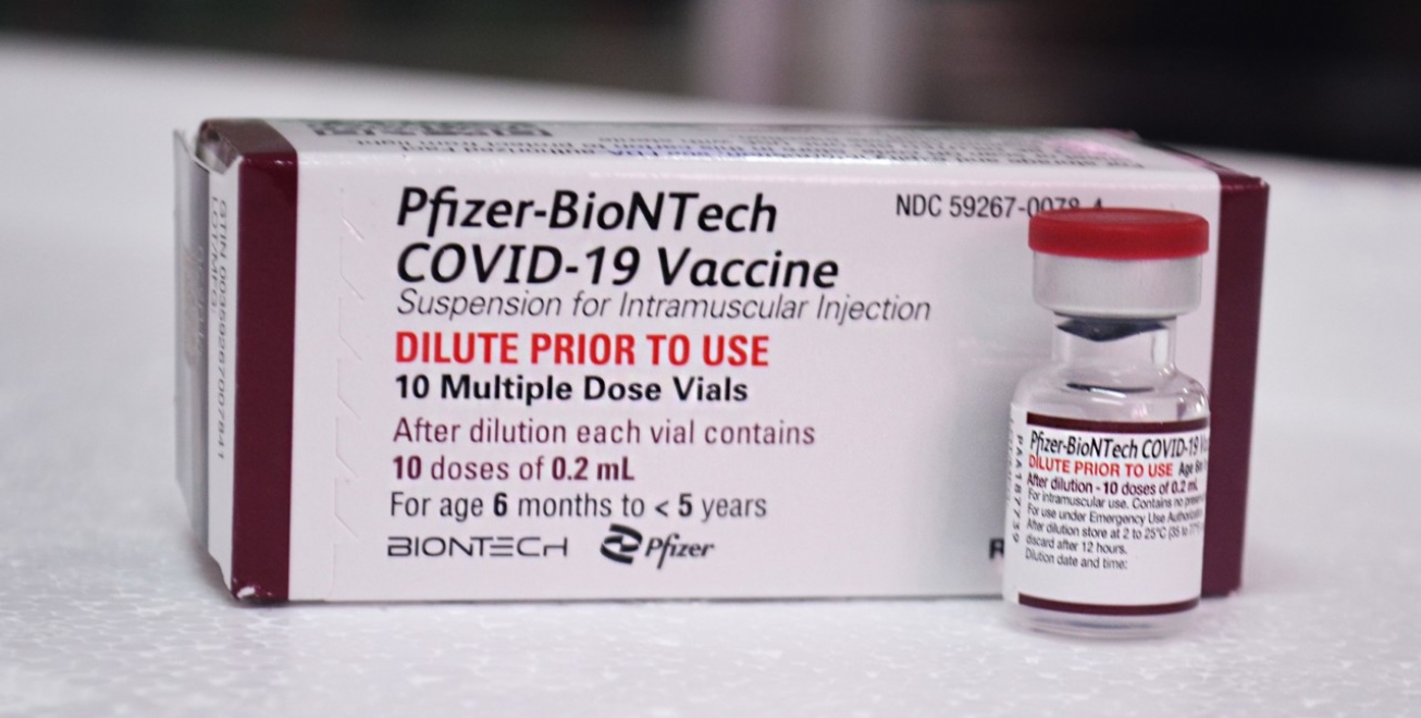 Feira inicia vacinação contra a Covid em crianças de seis meses a dois anos