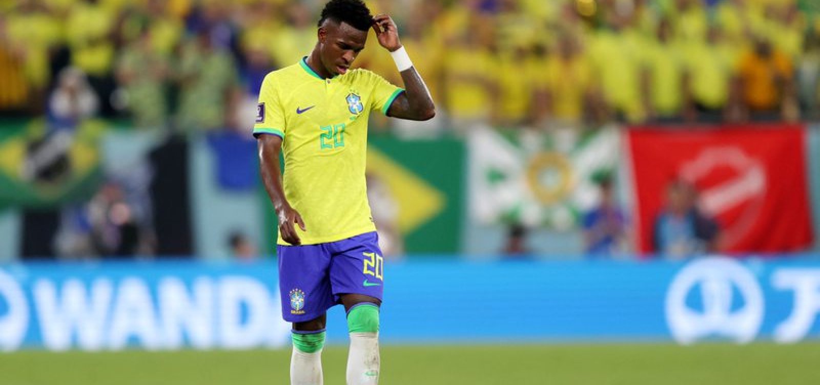 Brasileiros se frustram com gol anulado pela primeira vez  uma Copa