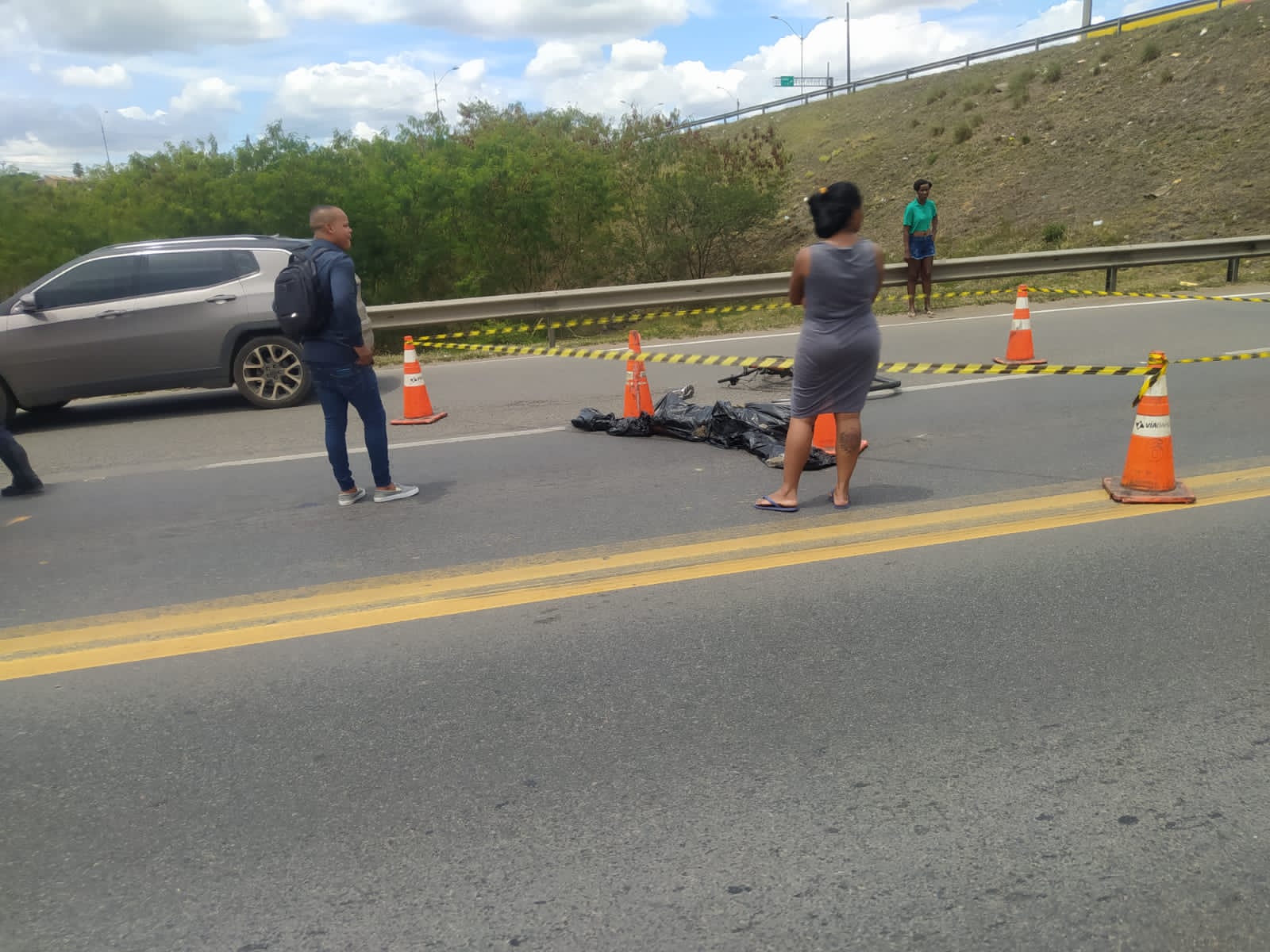 Ciclista morre após ser atropelado na BR-116