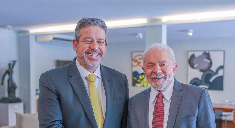 Lira desiste de ir à China com Lula; Pacheco integra comitiva