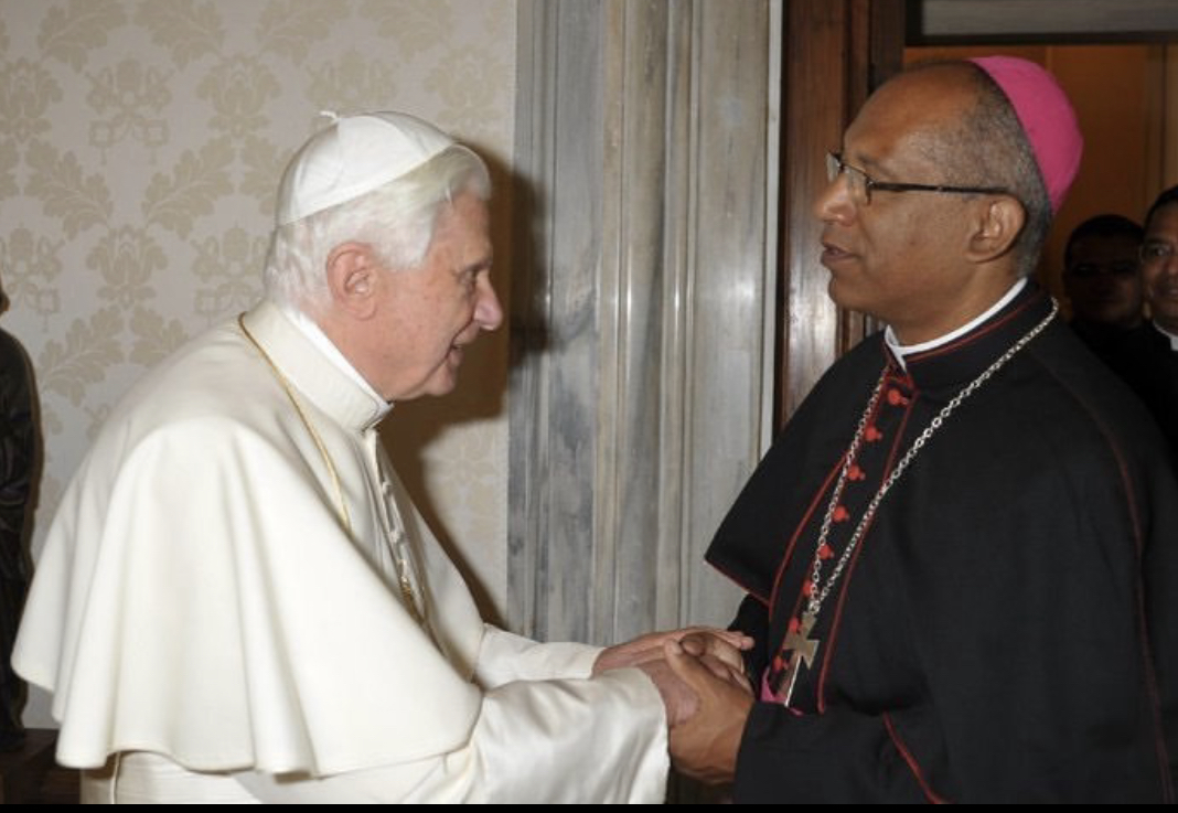 Arcebispo de Feira destaca ações de Bento XVI    
