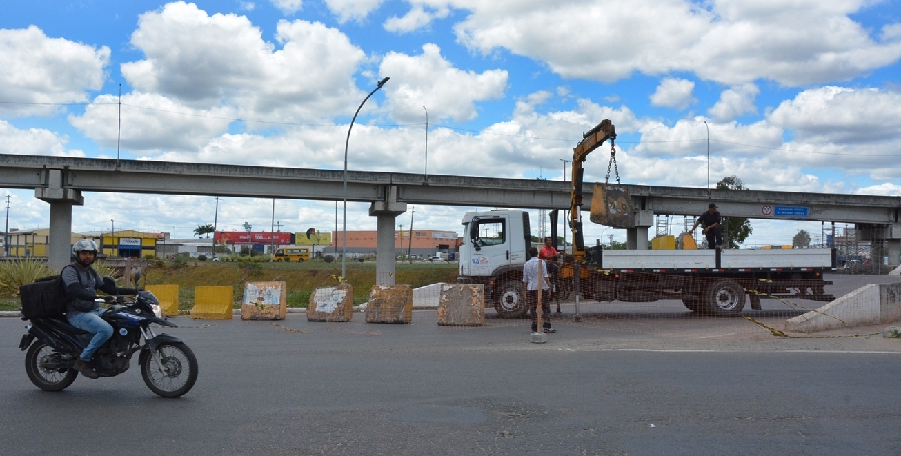 Via usada como desvio de tráfego no Complexo Miraldo Gomes será pavimentada