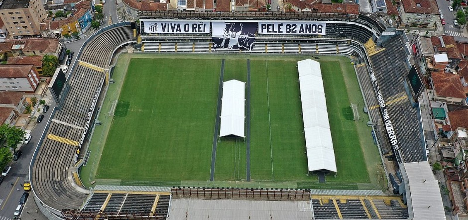 Na Vila Belmiro, corpo de Pelé será velado nesta segunda-feira