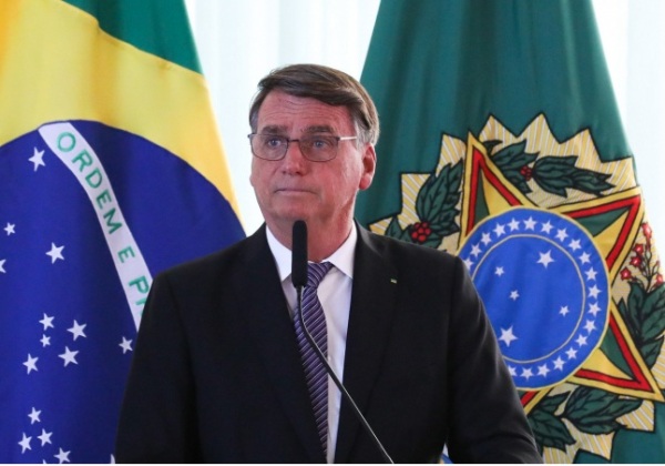 Salário de Bolsonaro pode chegar a R$ 80 mil; entenda