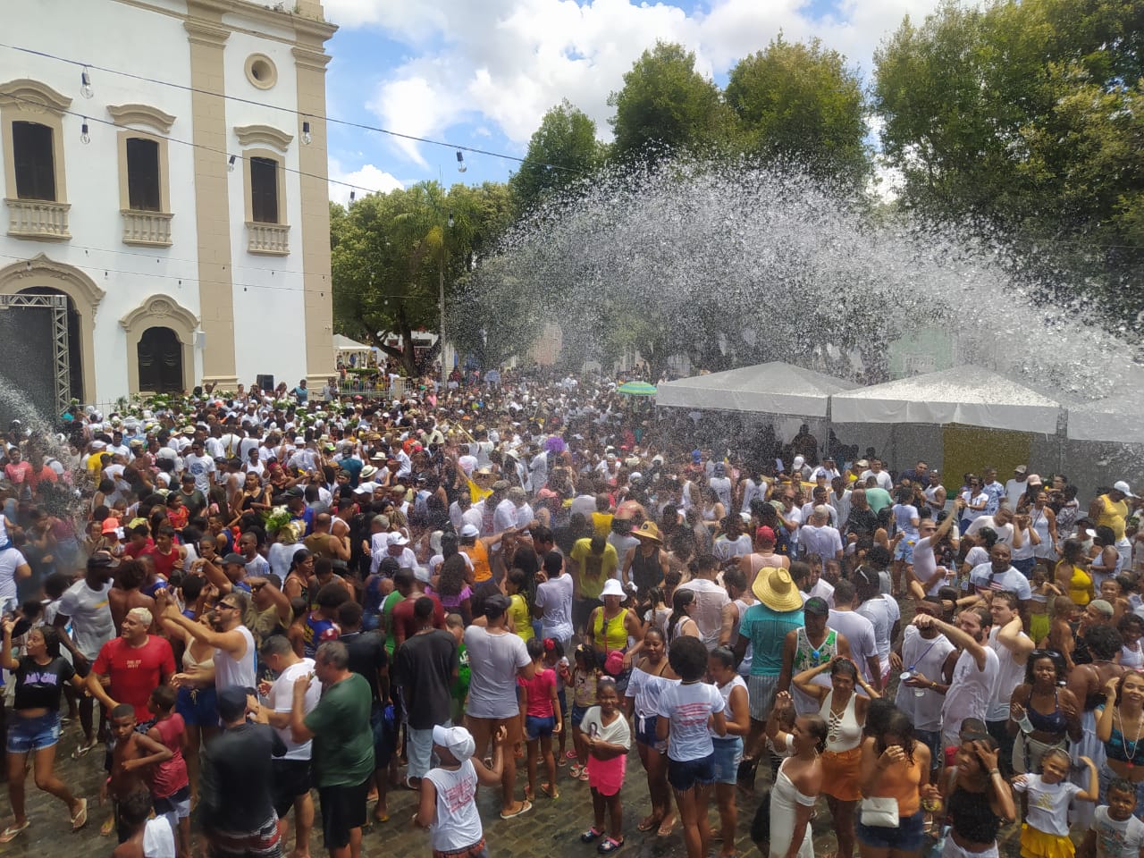Lavagem de São Gonçalo do Amarante arrasta um grande público nesta quinta-feira (12)