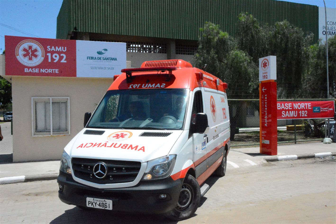 SAMU de Feira recebe novas ambulâncias nesta quinta-feira (18)