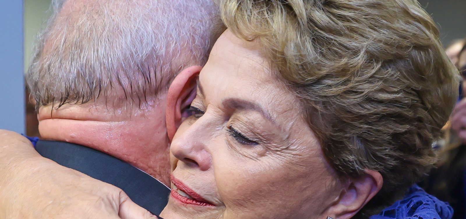Lula avalia pôr Dilma Rousseff como presidente de Banco do Brics