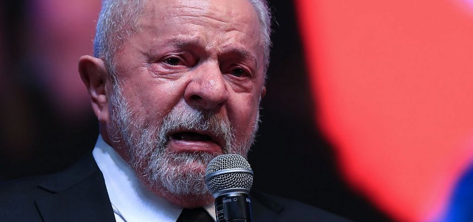 Lula interrompe descanso na Bahia para acompanhar tragédia causada por chuvas em São Paulo 