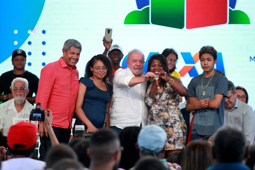 Com presença de Lula, ‘Minha Casa, Minha Vida’ é reinaugurado em Santo Amaro