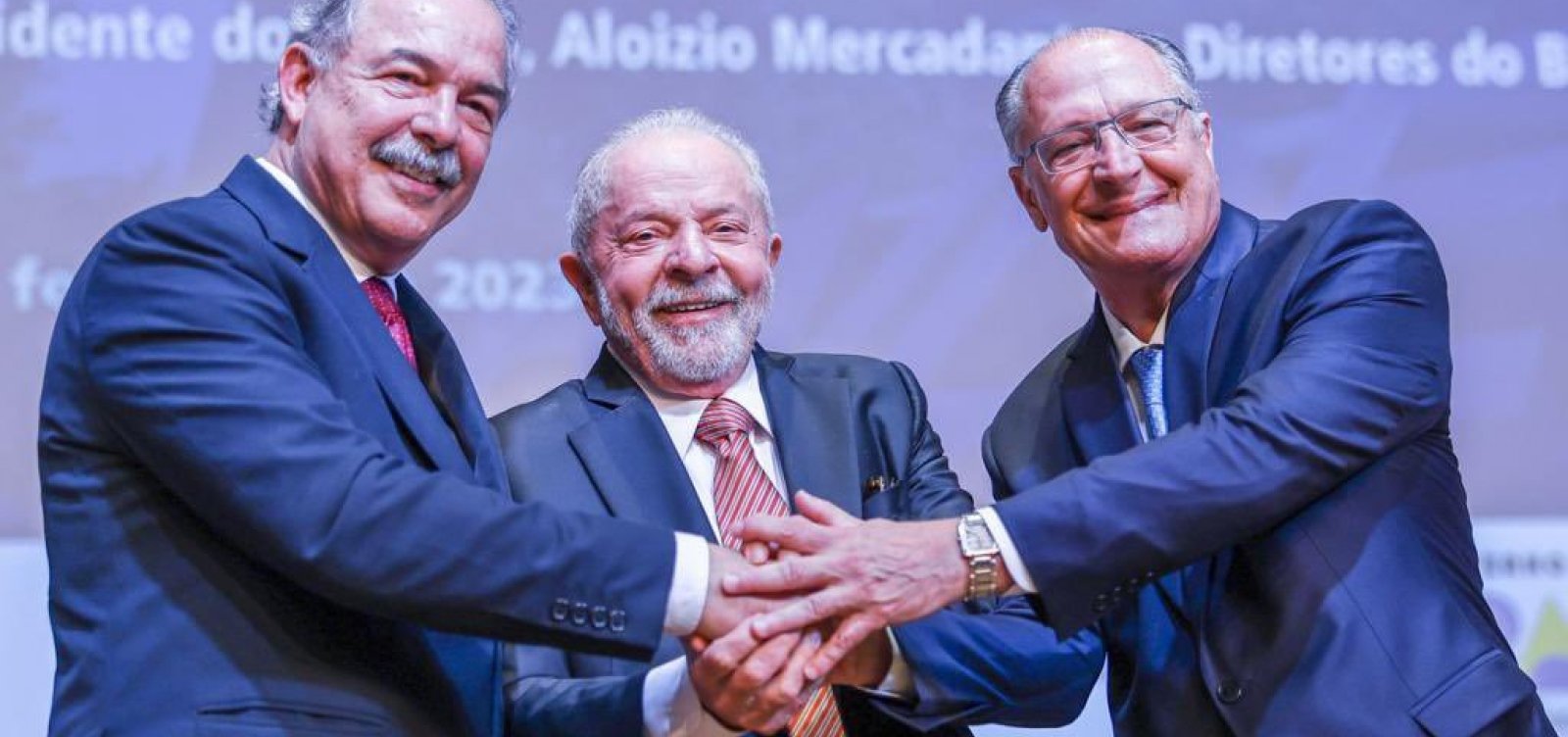 Aloizio Mercadante é empossado como presidente do BNDES