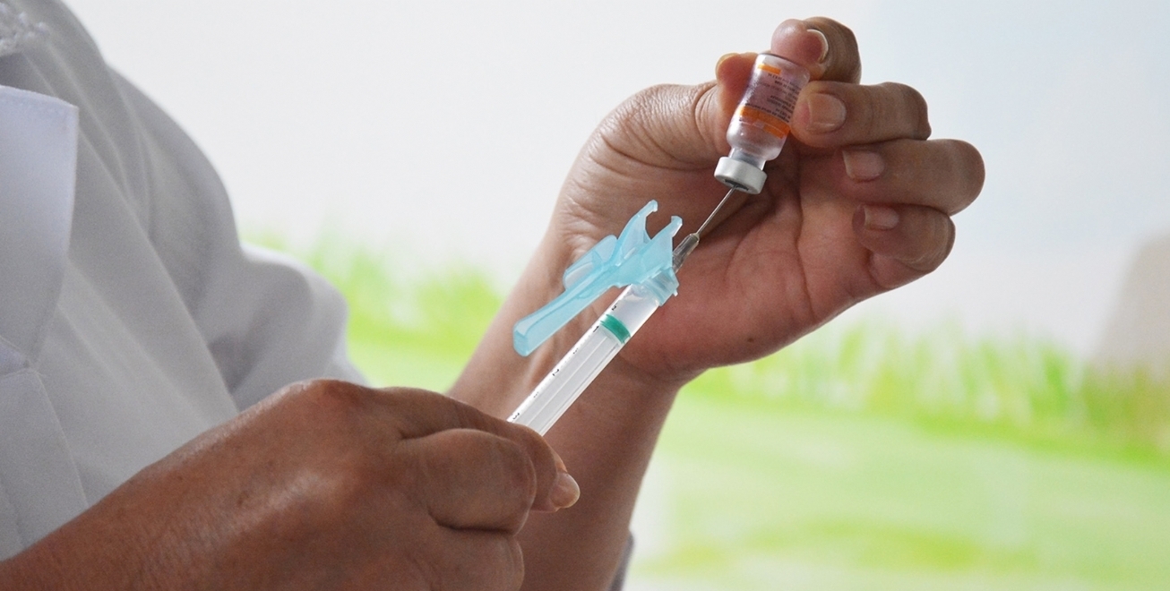 Secretaria de Saúde convoca para vacinação profissionais que vão trabalhar na Micareta