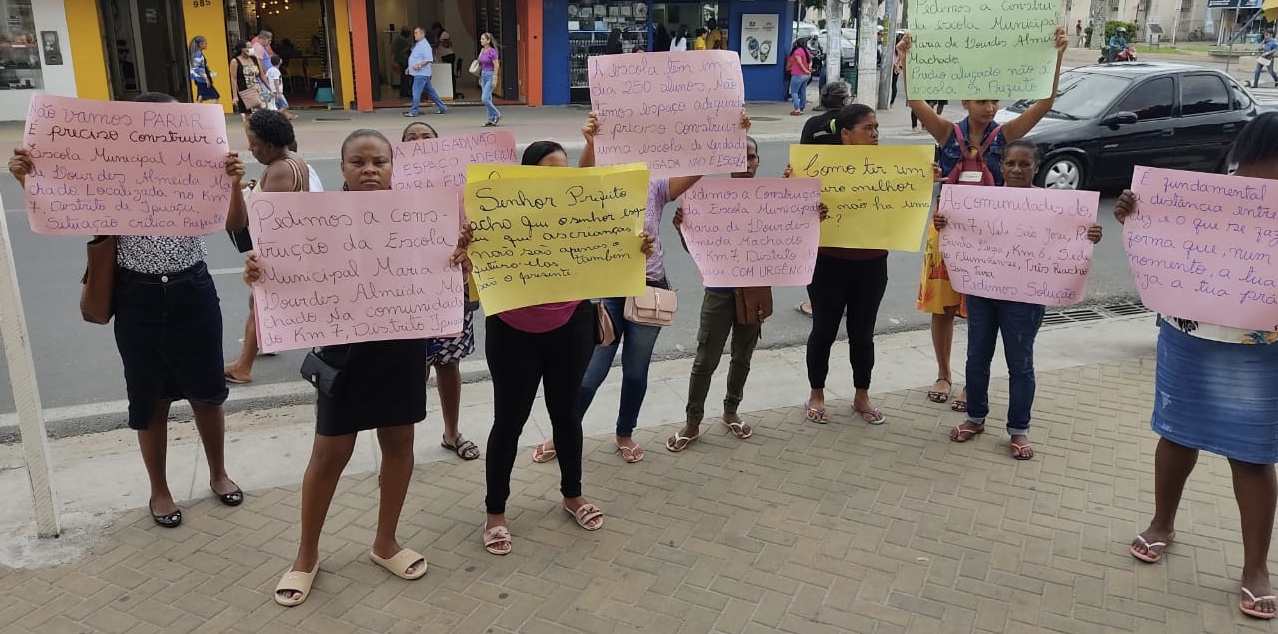 Mães pedem construção de nova escola em Ipuaçu