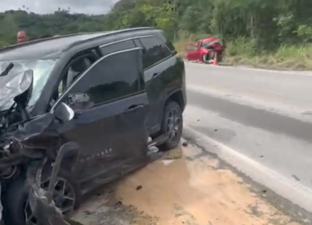 Quarta vítima do acidente de carro em Alagoinhas continua internada 