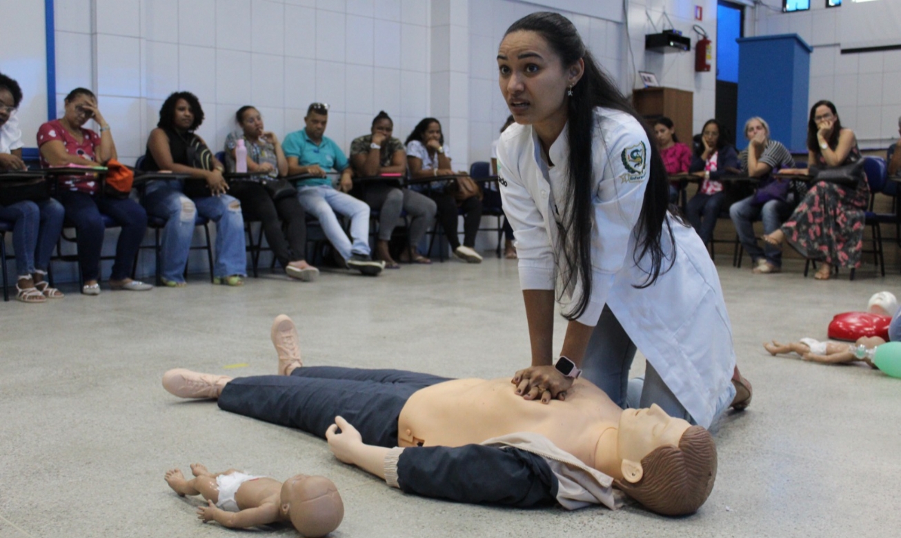 Profissionais da Educação Municipal recebem formação