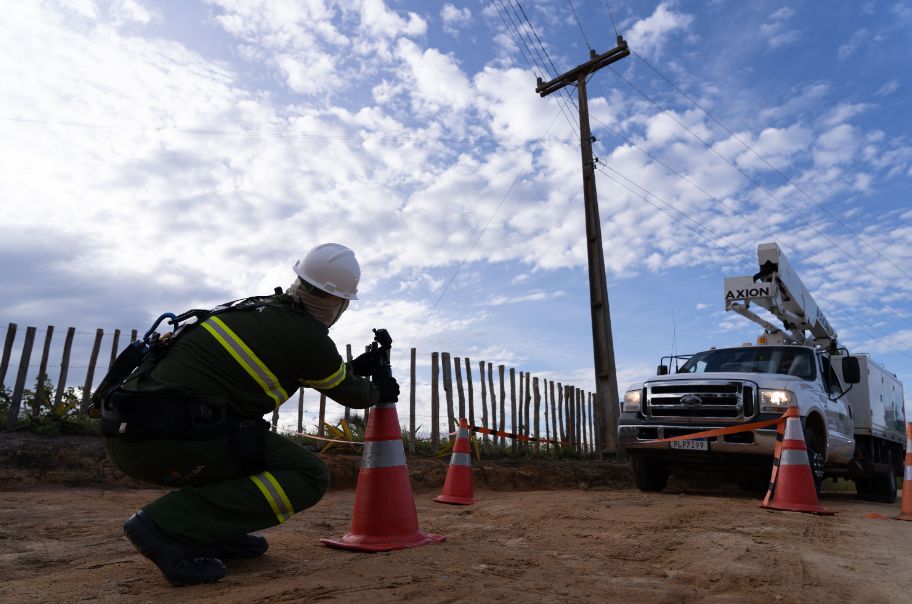 Neoenergia Coelba remove mais de 30 mil ligações irregulares no primeiro trimestre de 2023