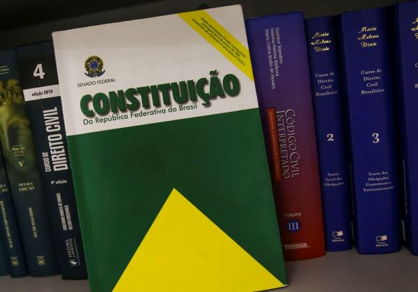 Constituição e Lei Maria da Penha ganharão tradução em idioma indígena