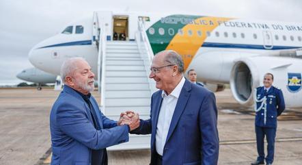 Lula pede estudos a Alckmin e Haddad sobre programa de carros populares 
