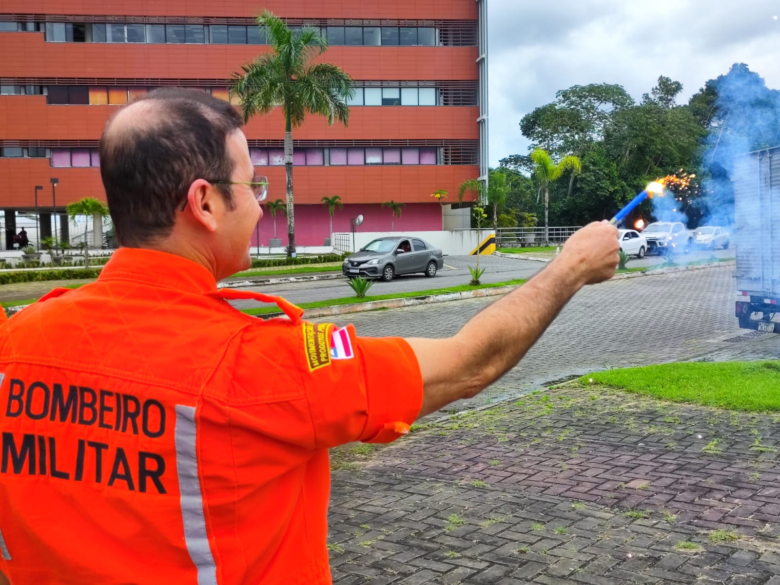 Bombeiro alerta para riscos de queimaduras no São João e explica como agir nestes casos