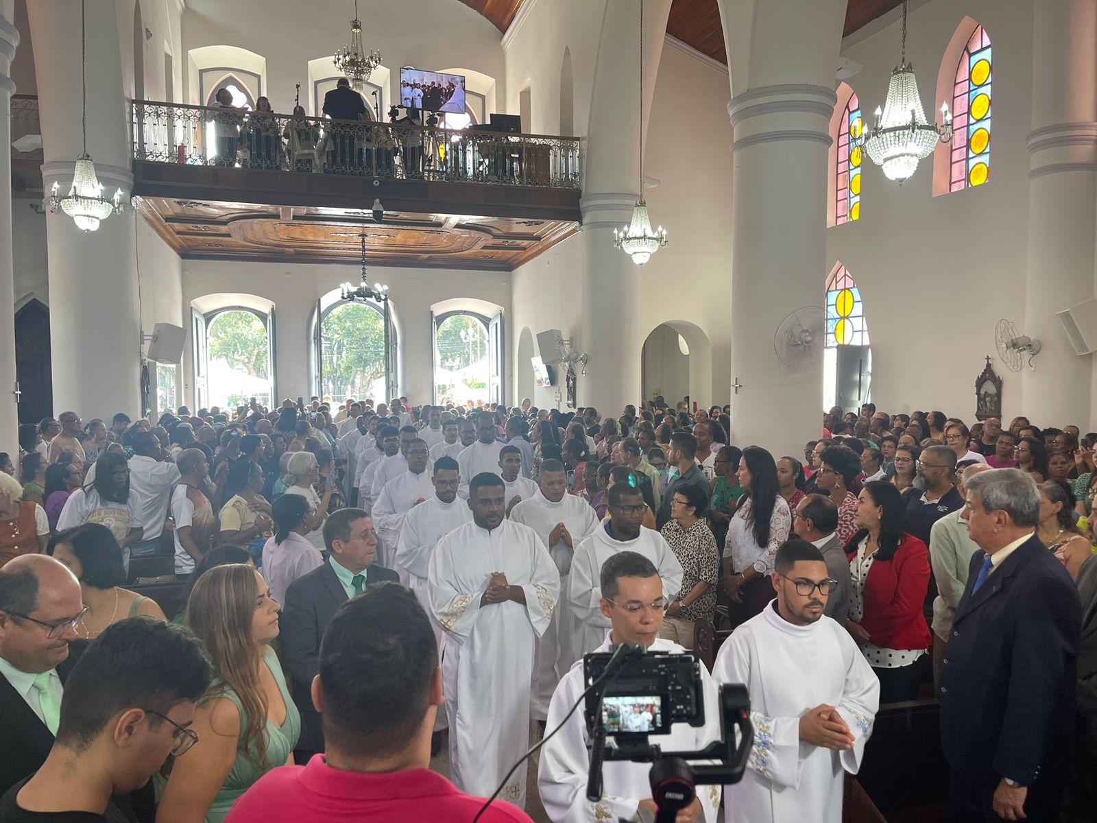 Fiéis se reúnem em missa para homenagear Senhora Sant’Ana