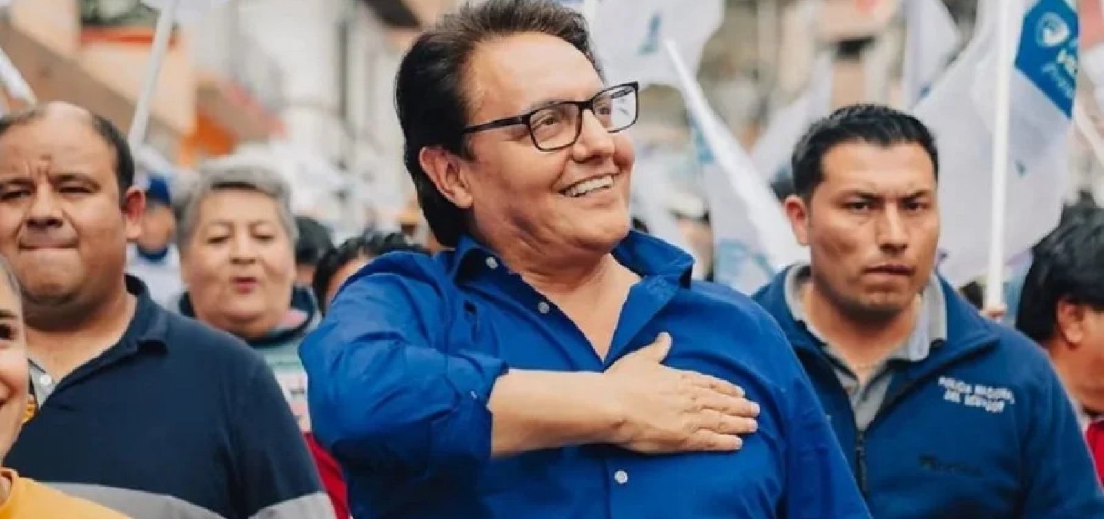 Candidato à presidência do Equador é morto durante ato de campanha