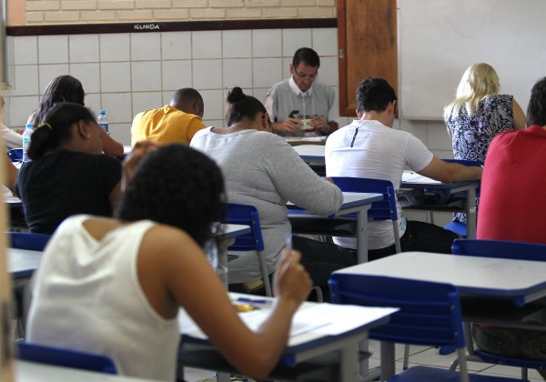 Governo baiano proíbe cobrança para aplicação de segunda chamada de provas em escolas