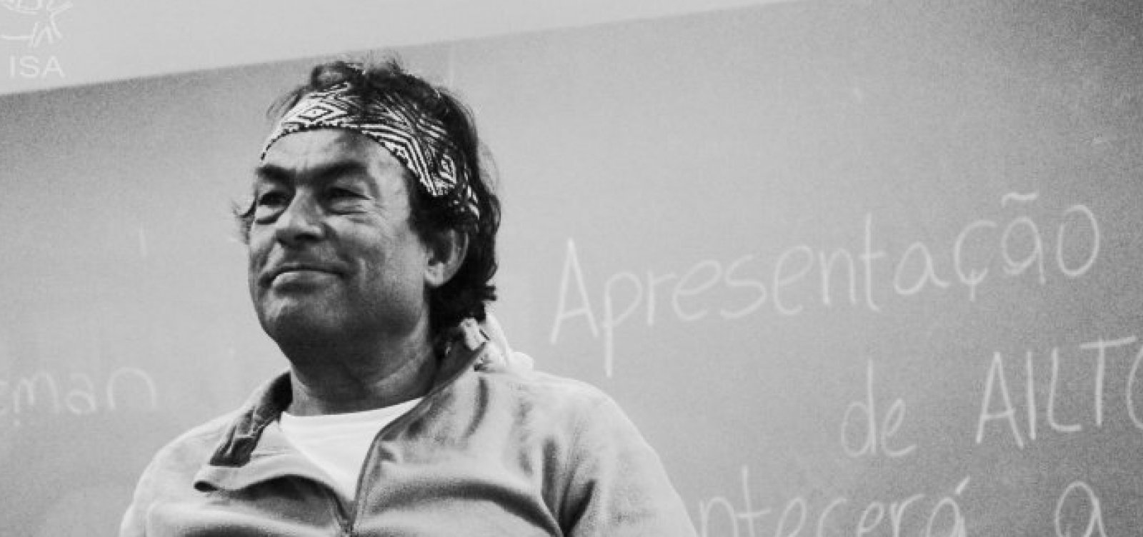 Escritor Ailton Krenak se torna o primeiro indígena eleito à Academia Brasileira de Letras