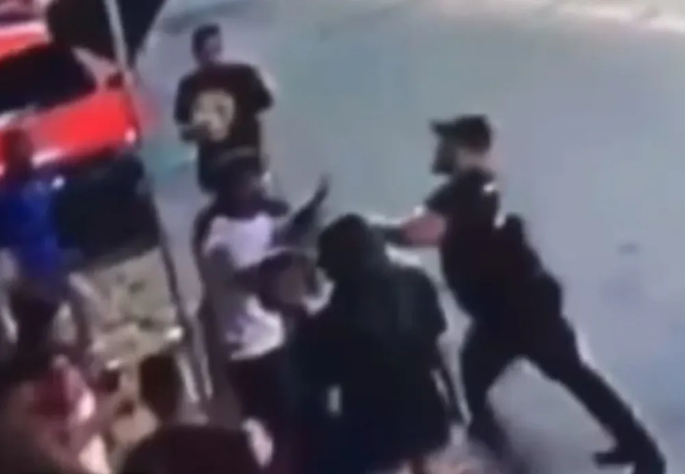 Homem é esfaqueado durante briga em bar no interior da Bahia 