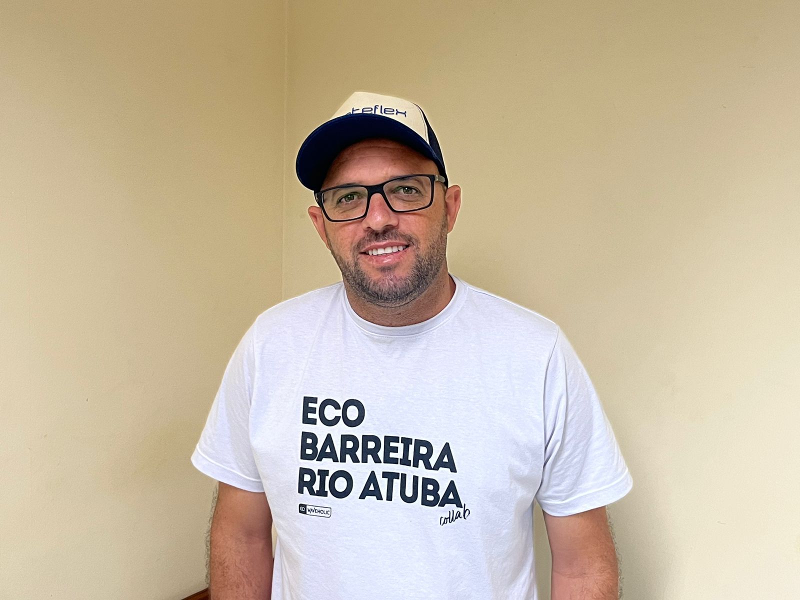 Ativista ambiental promove preservação dos rios com criação de ecobarreiras