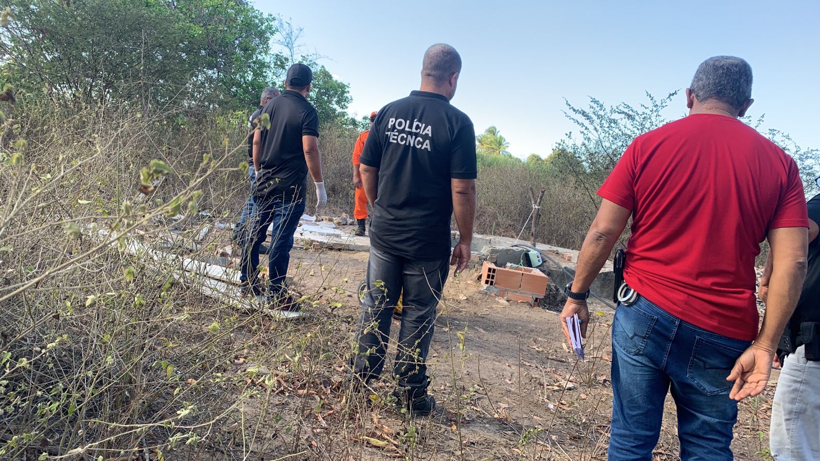 Polícia encontra ossada humana em zona rural de Feira de Santana 