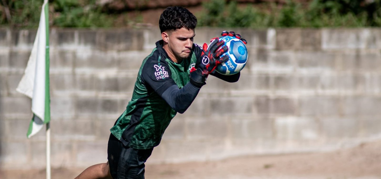 No adeus à Série B, Vitória visita a Chapecoense neste sábado